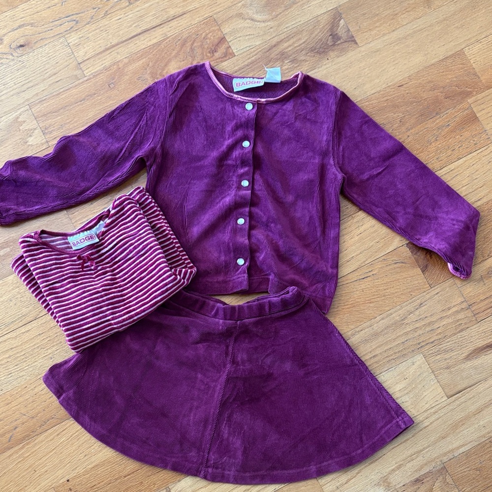 Badge Purple Velvet Toddler Outfit Set M5